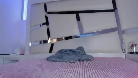 instagram chrystaljade.1 online show from February 14, 2026, 1:30 pm