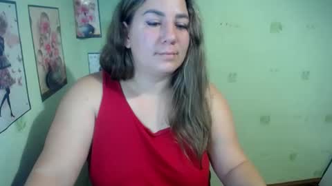 Snapshot of chrystalbella chatting on December 11, 2024, 7:53 am Diana online show from December 11, 2024, 7:53 am