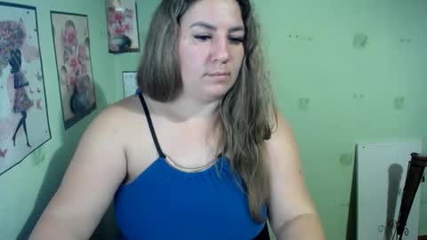 Snapshot of chrystalbella chatting on February 7, 2025, 4:59 am Diana online show from February 7, 2025, 4:59 am