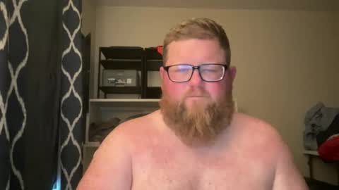 chubbsguy92 online show from June 4, 2026, 12:16 am