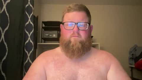 chubbsguy92 online show from June 5, 2026, 2:40 am