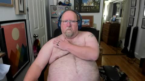 Snapshot of chubbybaybear chatting on March 2, 2025, 2:51 am Chubby online show from March 2, 2025, 2:51 am