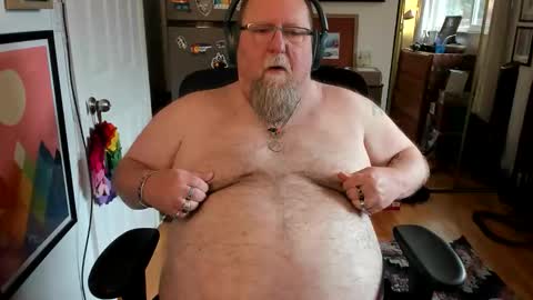 Snapshot of chubbybaybear chatting on October 25, 2025, 10:04 pm Chubby online show from October 25, 2025, 10:04 pm