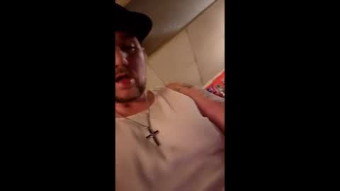 chubbydaddy8585 online show from April 4, 2026, 11:40 am