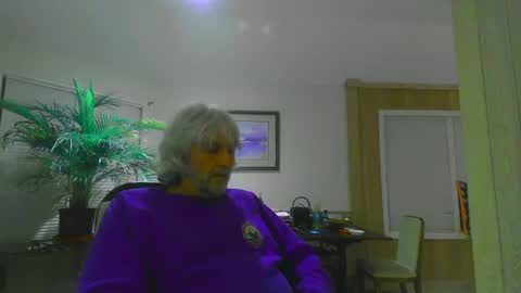 chuck354139 online show from December 22, 2024, 8:16 am