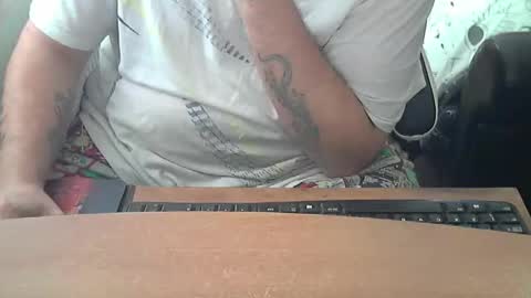 chunkisgreat online show from October 7, 2025, 2:03 pm