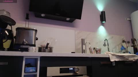 Snapshot of chwerry_b0 chatting on October 30, 2025, 2:02 am Jessica online show from October 30, 2025, 2:02 am