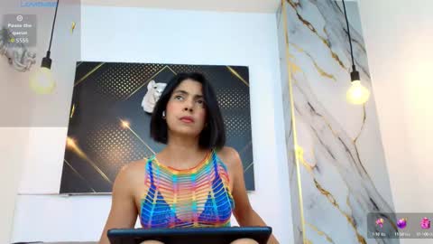 ...   ... online show from September 18, 2025, 5:09 am