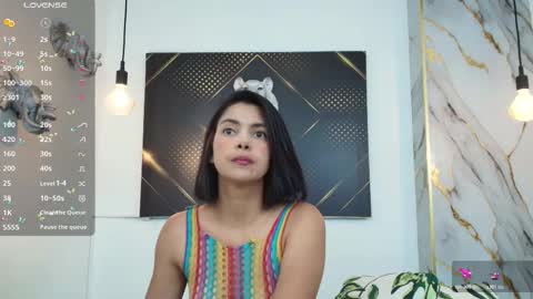 ...   ... online show from November 24, 2025, 4:34 am