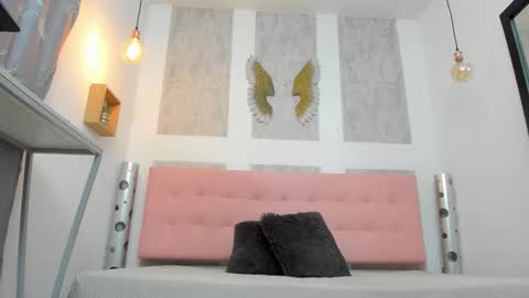 ...   ... online show from March 15, 2026, 4:07 am