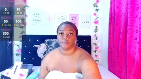 ciaraebonyxxx online show from December 25, 2024, 6:52 pm