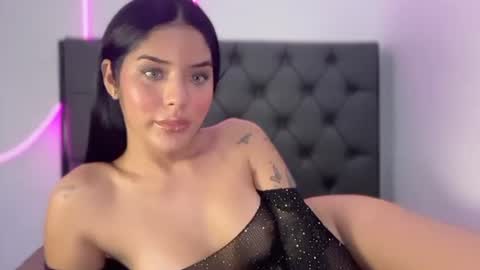 ciaxxmendezz online show from June 15, 2026, 9:22 am