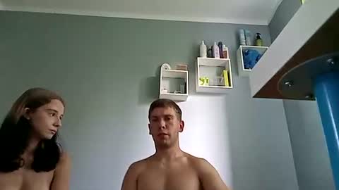 cichy2004 online show from July 12, 2026, 5:59 pm