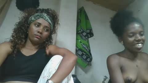 ciciazzhh online show from February 28, 2026, 8:43 pm