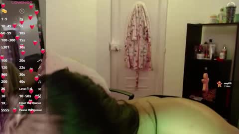 Snapshot of cielotaylor chatting on December 9, 2024, 4:47 pm Cielo Taylor online show from December 9, 2024, 4:47 pm