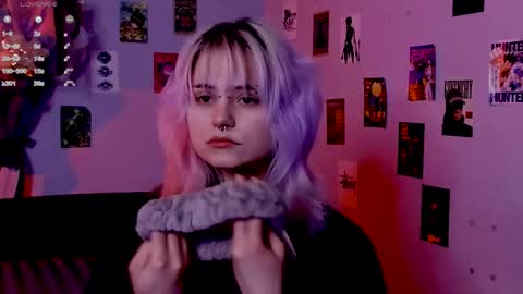 Snapshot of cigaretteduringsex chatting on March 3, 2026, 8:42 am Helen and Teya online show from March 3, 2026, 8:42 am