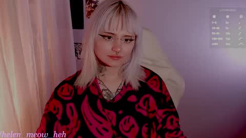 Snapshot of cigaretteduringsex chatting on March 28, 2026, 7:19 am Helen and Teya online show from March 28, 2026, 7:19 am