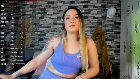 Snapshot of ciindy_lovee chatting on October 8, 2025, 2:58 pm Ciindy Lovers online show from October 8, 2025, 2:58 pm