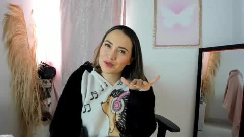 Snapshot of ciindy_lovee chatting on March 23, 2026, 3:38 pm Ciindy Lovers online show from March 23, 2026, 3:38 pm