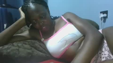 cilia petite online show from January 5, 2025, 2:41 pm