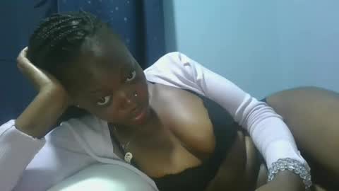 cilia petite online show from January 18, 2025, 4:42 pm