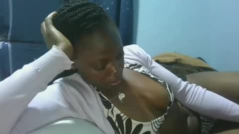 cilia petite online show from January 20, 2025, 9:22 pm