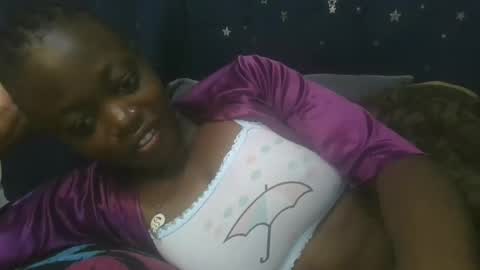 cilia petite online show from February 16, 2025, 3:04 am