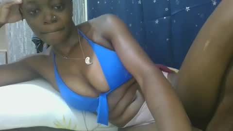 cilia petite online show from February 23, 2025, 7:11 am