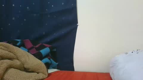 cilia petite online show from February 24, 2025, 7:11 am