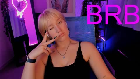 Snapshot of cinbellamy chatting on September 22, 2025, 4:58 am Cin Bellamy online show from September 22, 2025, 4:58 am