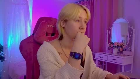 Snapshot of cinbellamy chatting on October 22, 2025, 2:56 am Cin Bellamy online show from October 22, 2025, 2:56 am