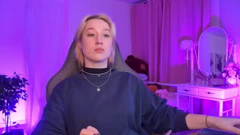 Snapshot of cinbellamy chatting on January 7, 2026, 2:14 am Cin Bellamy online show from January 7, 2026, 2:14 am