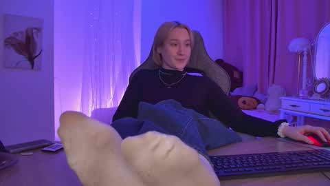 Snapshot of cinbellamy chatting on February 3, 2026, 6:22 am Cin Bellamy online show from February 3, 2026, 6:22 am