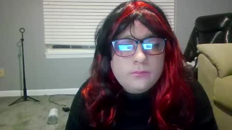 Snapshot of cincinnaticd21 chatting on October 19, 2025, 5:52 am cincinnaticd21 online show from October 19, 2025, 5:52 am