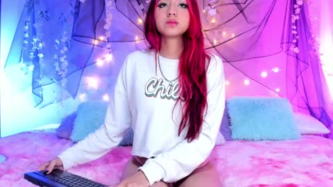 Sofi Eva and Mey online show from December 28, 2024, 9:42 am