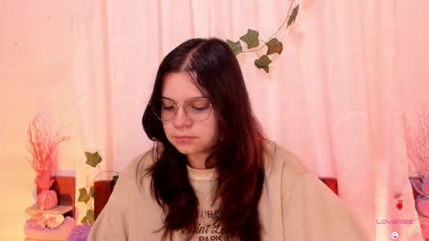 Sofi Eva and Mey online show from February 20, 2025, 8:14 pm