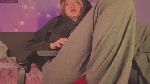 Sofi Eva and Mey online show from May 18, 2026, 4:07 am