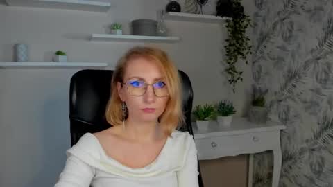 Cinderella online show from February 19, 2026, 6:31 am