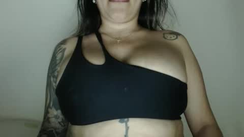 cindy latin online show from September 23, 2025, 2:25 am