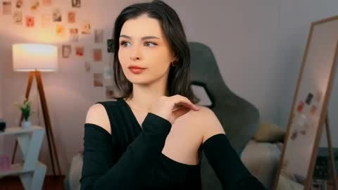 Rebbeka online show from May 18, 2026, 3:13 am