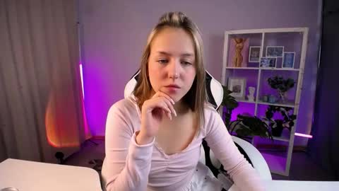 Snapshot of cindylovesmith chatting on February 28, 2026, 3:40 am cindylovesmith online show from February 28, 2026, 3:40 am