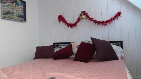 Snapshot of cindywood chatting on December 13, 2024, 9:46 am Cindy online show from December 13, 2024, 9:46 am