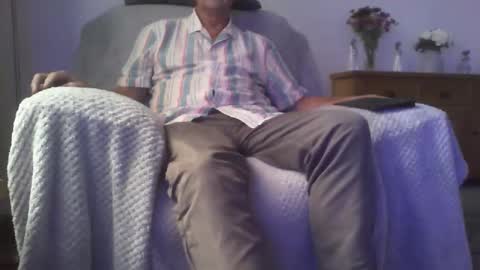 Cineman22 online show from October 26, 2025, 2:01 pm