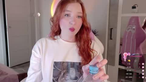 Snapshot of cinnabongirls chatting on November 1, 2025, 12:23 am Maddy online show from November 1, 2025, 12:23 am