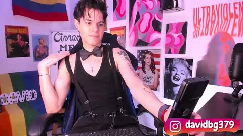 David     Independent Model online show from March 4, 2025, 1:45 am