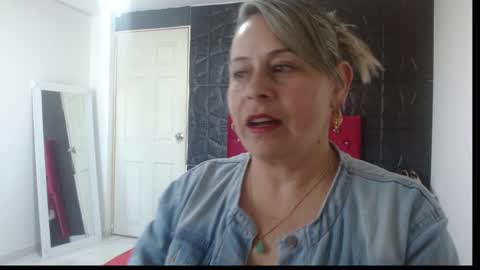 cinthia1609 online show from January 19, 2025, 2:17 pm