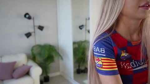 Snapshot of cirilada chatting on September 15, 2025, 7:08 am Sandy online show from September 15, 2025, 7:08 am