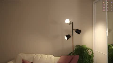 Snapshot of cirilada chatting on October 12, 2025, 8:08 pm Sandy online show from October 12, 2025, 8:08 pm