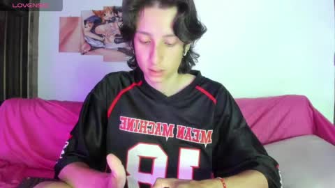 cirosky_elchicopolla online show from April 24, 2026, 4:15 am