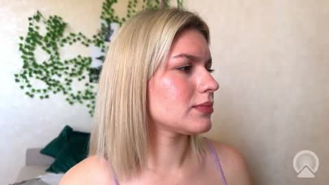 karina online show from September 14, 2025, 9:52 am